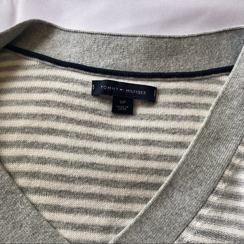Tommy Hilfiger Striped V-Neck Sweater Grey Size S